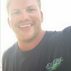 Meet your Posher, Casey